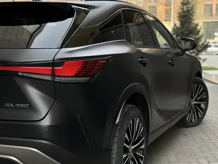 Lexus RX 350 2022 года за 28 700 000 тг. в Семей – фото 11