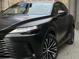 Lexus RX 350 2022 года за 28 700 000 тг. в Семей – фото 2