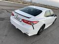 Toyota Camry 2019 годаfor11 500 000 тг. в Шымкент – фото 6