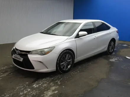 Toyota Camry 2015 года за 6 289 150 тг. в Актобе – фото 3