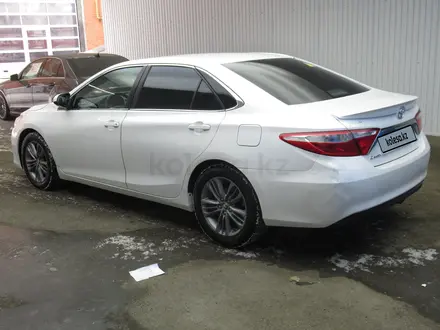Toyota Camry 2015 года за 6 289 150 тг. в Актобе – фото 6
