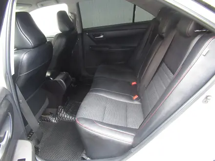 Toyota Camry 2015 года за 6 289 150 тг. в Актобе – фото 8
