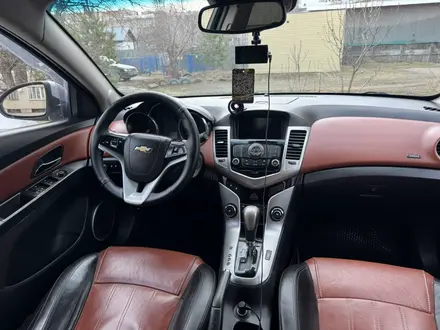 Chevrolet Cruze 2011 года за 3 100 000 тг. в Петропавловск – фото 6