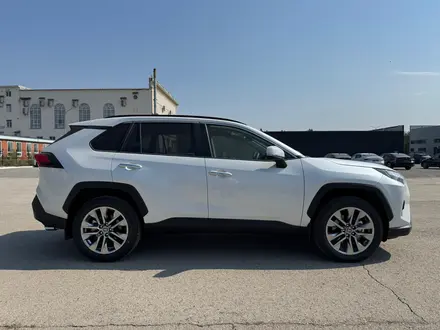 Toyota RAV4 Luxe+ 2025 года за 21 500 000 тг. в Актобе – фото 6