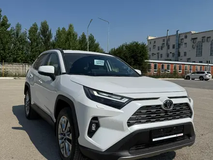 Toyota RAV4 Luxe+ 2025 года за 21 500 000 тг. в Актобе – фото 8