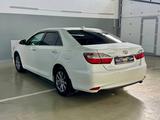 Toyota Camry 2017 годаүшін10 190 000 тг. в Актау – фото 2