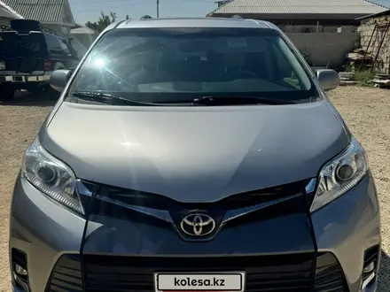 Toyota Sienna 2014 года за 9 000 000 тг. в Актау – фото 2