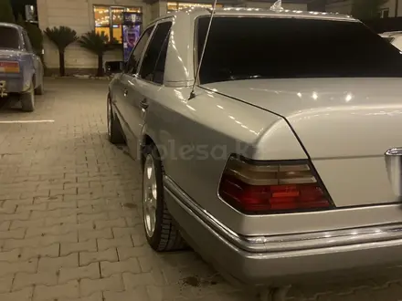 Mercedes-Benz E 280 1994 года за 2 600 000 тг. в Алматы – фото 9