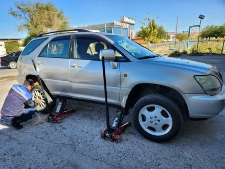 Lexus RX 300 2002 года за 5 600 000 тг. в Кентау – фото 10