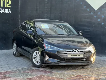 Hyundai Elantra 2019 года за 8 450 000 тг. в Актау – фото 2