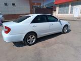 Toyota Camry 2002 года за 4 400 000 тг. в Мерке – фото 2