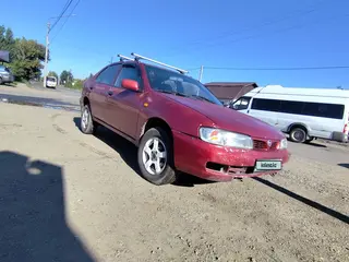 Nissan Almera