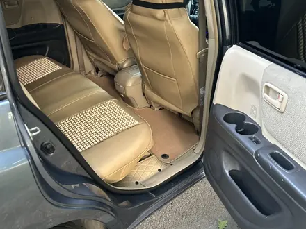 Toyota Highlander 2003 года за 8 000 000 тг. в Шымкент – фото 9