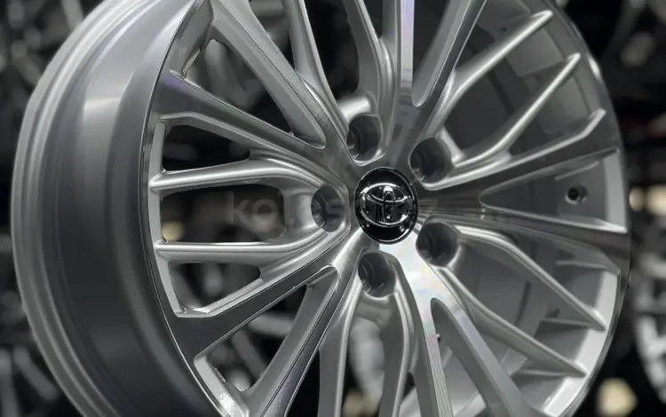 Диски Камри R17 5x114.3 в наличии! (сереброүшін207 000 тг. в Астана