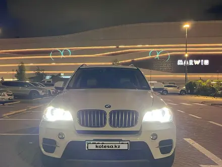 BMW X5 2013 года за 11 000 000 тг. в Актау – фото 2