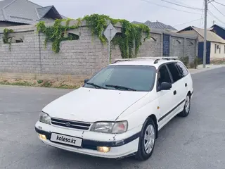Toyota Carina E