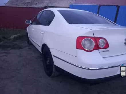 Volkswagen Passat 2005 года за 3 200 000 тг. в Карасу – фото 7