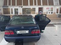 Mercedes-Benz E 200 1999 года за 3 600 000 тг. в Павлодар