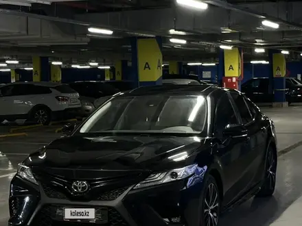 Toyota Camry 2018 года за 8 500 000 тг. в Шымкент – фото 9