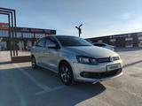 Volkswagen Polo 2015 годаүшін3 500 000 тг. в Атырау – фото 2