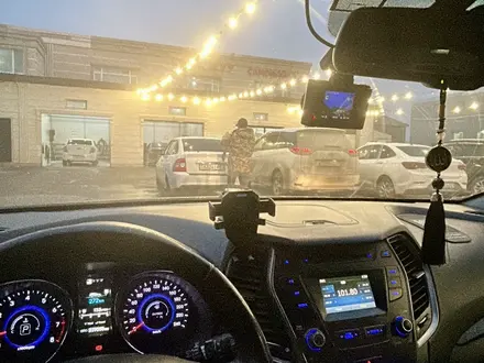 Hyundai Santa Fe 2012 года за 6 500 000 тг. в Астана – фото 5