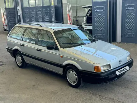 Volkswagen Passat 1992 года за 1 850 000 тг. в Тараз