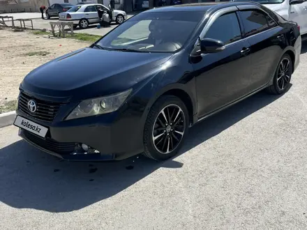 Toyota Camry 2013 года за 9 500 000 тг. в Актау – фото 2