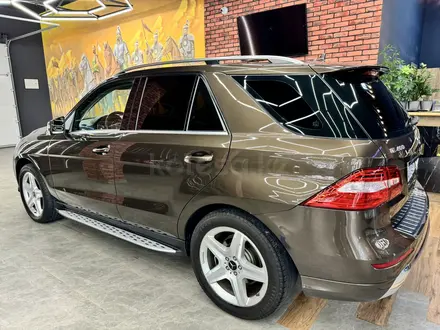 Mercedes-Benz ML 400 2014 года за 16 000 000 тг. в Атырау – фото 5