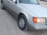 Mercedes-Benz E 300 1992 года за 2 000 000 тг. в Жезказган