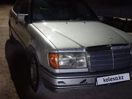 Mercedes-Benz E 300 1992 года за 2 000 000 тг. в Жезказган – фото 6