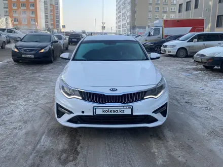 Kia Optima 2019 года за 9 000 000 тг. в Астана