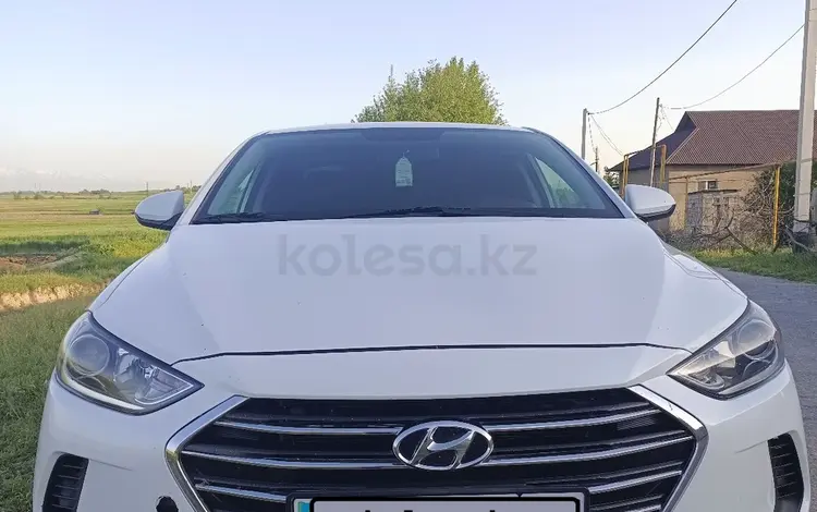 Hyundai Elantra 2018 года за 8 800 000 тг. в Шымкент