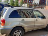 Toyota RAV4 2002 годаfor5 000 000 тг. в Астана – фото 3