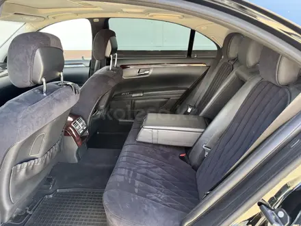 Mercedes-Benz S 500 2007 года за 7 500 000 тг. в Астана – фото 15