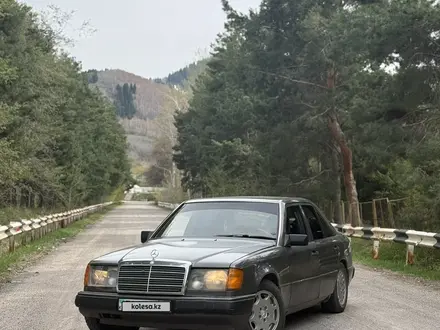 Mercedes-Benz E 230 1990 года за 1 200 000 тг. в Алматы – фото 3
