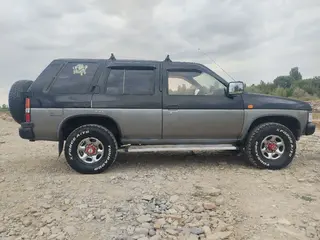 Nissan Terrano