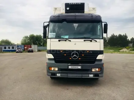 Mercedes-Benz  Actros 2000 года за 16 000 000 тг. в Алматы