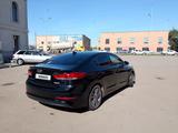 Hyundai Elantra 2016 года за 6 200 000 тг. в Уральск – фото 2