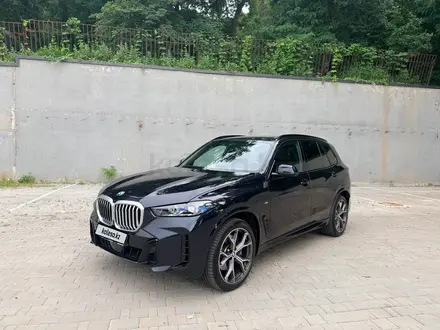 BMW X5 XDrive 40i 2024 года за 45 000 000 тг. в Алматы