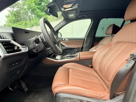 BMW X5 XDrive 40i 2024 года за 45 000 000 тг. в Алматы – фото 14