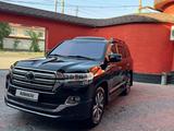 Toyota Land Cruiser 2019 года за 44 000 000 тг. в Шымкент