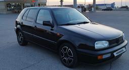 Volkswagen Golf 1995 года за 2 100 000 тг. в Алматы