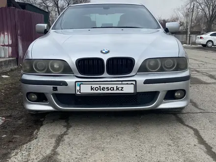 BMW 530 2001 года за 4 000 000 тг. в Алматы – фото 2