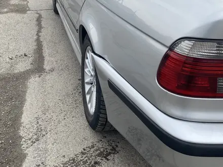 BMW 530 2001 года за 4 000 000 тг. в Алматы – фото 3
