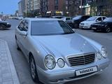 Mercedes-Benz E 320 1999 года за 5 100 000 тг. в Астана