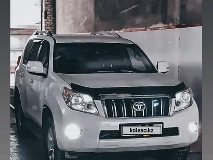 Toyota Land Cruiser Prado 2013 года за 17 500 000 тг. в Актобе