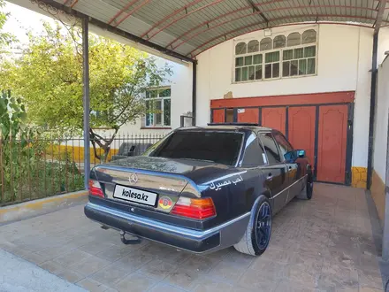 Mercedes-Benz E 230 1991 года за 1 800 000 тг. в Туркестан – фото 4