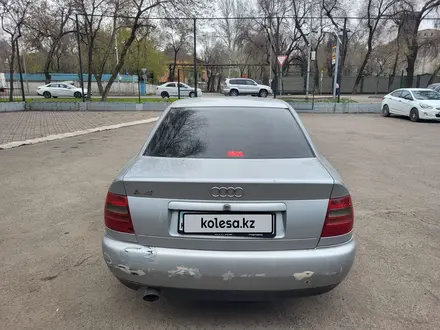Audi A4 1997 года за 1 500 000 тг. в Алматы – фото 4