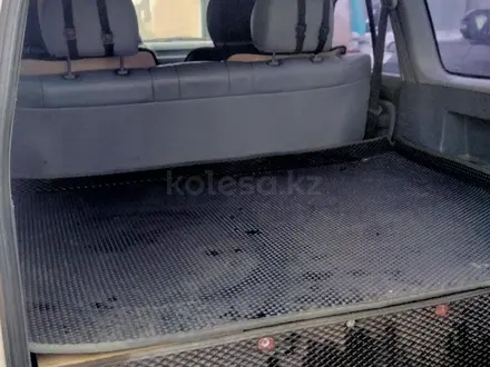 Toyota Land Cruiser Prado 1997 года за 6 500 000 тг. в Астана – фото 2