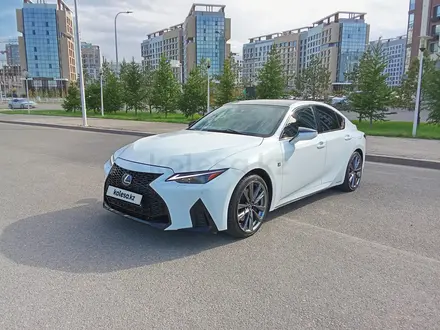 Lexus IS 300 2022 года за 17 000 000 тг. в Астана